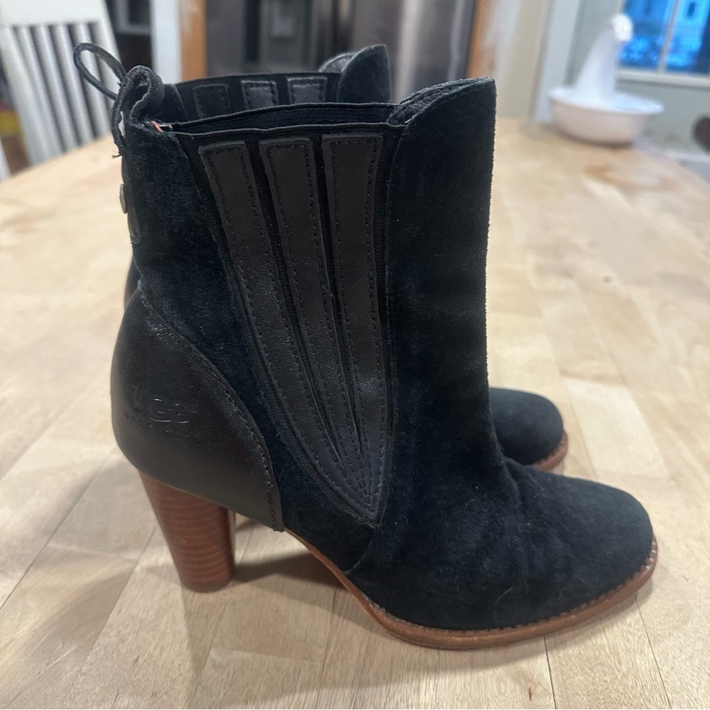 UGG Olivya 5597 Suede Leather Stacked Heel Slip On Ankle Boots Black Womans 7 - Picture 8 of 10